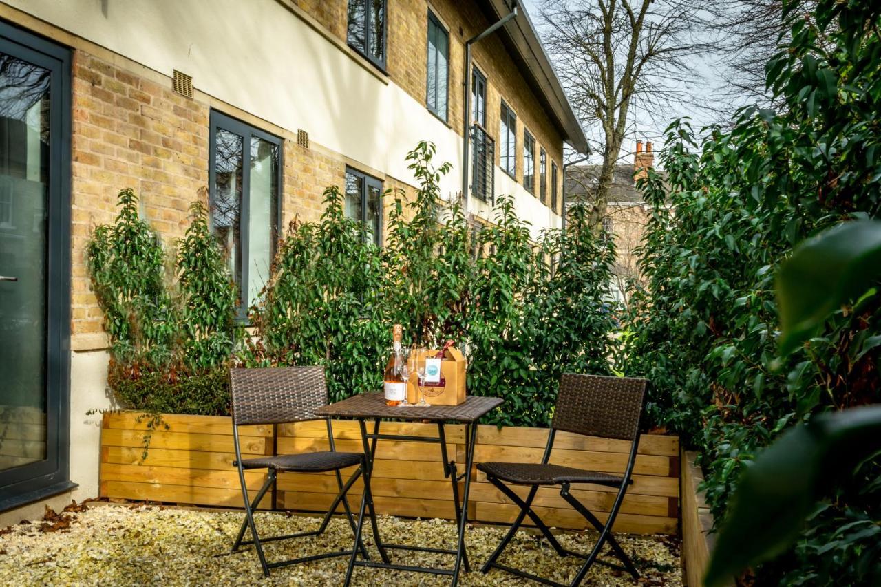 6 St Johns Mews Apartment Йорк Екстериор снимка