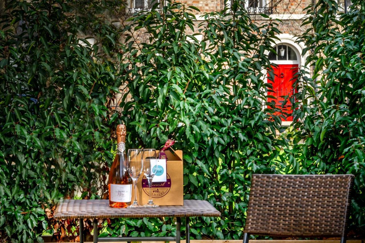 6 St Johns Mews Apartment Йорк Екстериор снимка